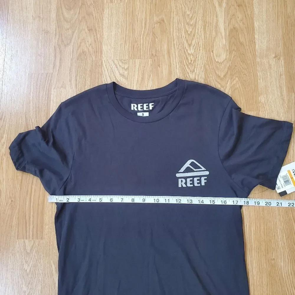Reef Jamison Graphic T-shirt Sz Small